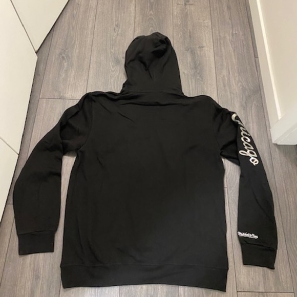 Mitchell & Ness Chicago Bulls iridescent Black Hoodie NWT - Picture 5 of 6